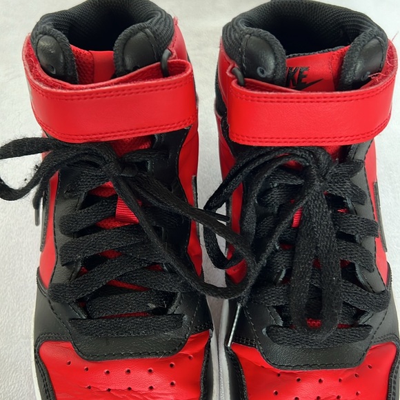 Nike Kids black and red court borough high top sneakers - Picture 6 of 7
